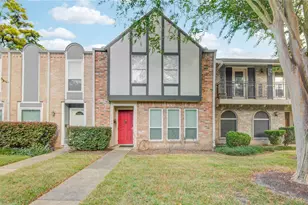 1334 Country Pl Dr, Houston, TX 77079 - Photo 1