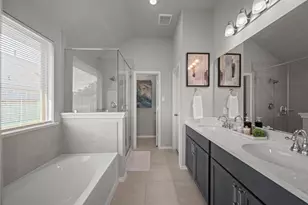 32018 Towering Birch Trl, Conroe, TX 77385 - Photo 12