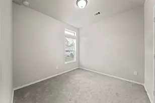 32018 Towering Birch Trl, Conroe, TX 77385 - Photo 14