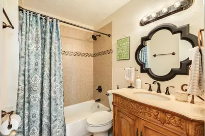 12910 Buccaneer Parkway, Freeport, TX 77541 - Photo 28