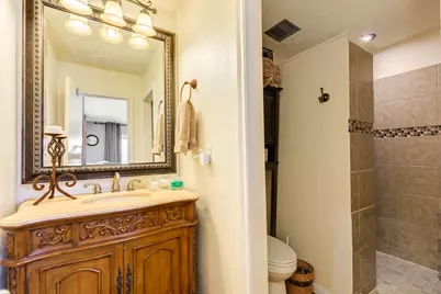 12910 Buccaneer Parkway, Freeport, TX 77541 - Photo 24