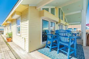 12910 Buccaneer Pkwy, Freeport, TX 77541 - Photo 10