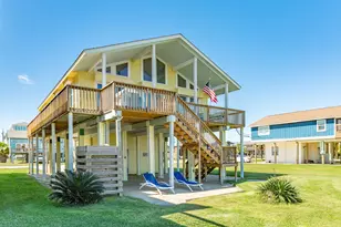 12910 Buccaneer Pkwy, Freeport, TX 77541 - Photo 6