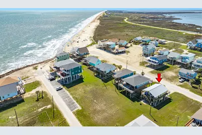 12910 Buccaneer Parkway, Freeport, TX 77541 - Photo 4