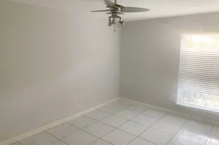 5550 N Braeswood Blvd, Houston, TX 77096 - Photo 8