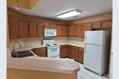 202 Canterbury Drive, Conroe, TX 77303 - Photo 4