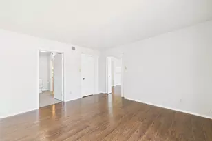 2822 S Bartell Dr, Houston, TX 77054 - Photo 12