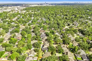 14102 Pinerock Ln, Houston, TX 77079 - Photo 40