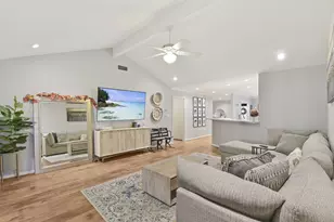 14102 Pinerock Ln, Houston, TX 77079 - Photo 14