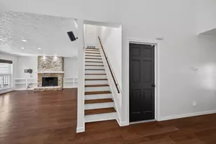 10707 Boardwalk St, Houston, TX 77042 - Photo 30