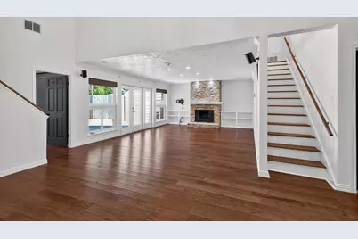 10707 Boardwalk Street, Houston, TX 77042 - Photo 12