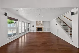 10707 Boardwalk St, Houston, TX 77042 - Photo 14