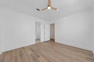 4735 Woodford St, Baytown, TX 77521 - Photo 32