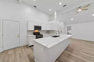 4735 Woodford St, Baytown, TX 77521 - Photo 24
