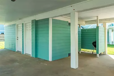 16906 Beachcomber Drive, Jamaica Beach, TX 77554 - Photo 10