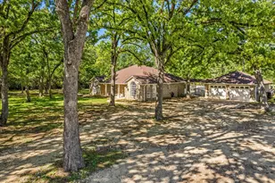 2525 Peach Creek Rd, College Station, TX 77845 - Photo 2