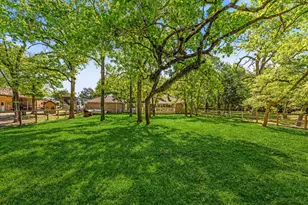 2525 Peach Creek Rd, College Station, TX 77845 - Photo 26