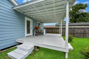 220 Styers St, Houston, TX 77022 - Photo 36