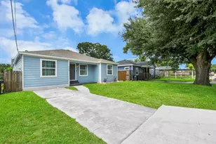 220 Styers St, Houston, TX 77022 - Photo 6