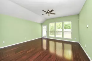 5115 Carson Hill Ln, Houston, TX 77092 - Photo 20