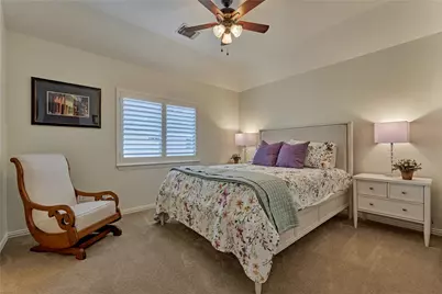 11 Filigree Pines Place, The Woodlands, TX 77382 - Photo 30