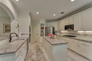 11 Filigree Pines Pl, The Woodlands, TX 77382 - Photo 14