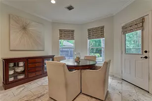 11 Filigree Pines Pl, The Woodlands, TX 77382 - Photo 18