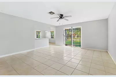 5422 Styling Drive, Houston, TX 77016 - Photo 6