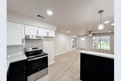 3901 Wood Sorrel Drive, Dickinson, TX 77539 - Photo 8