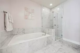 4721 Banning Dr, Houston, TX 77027 - Photo 22