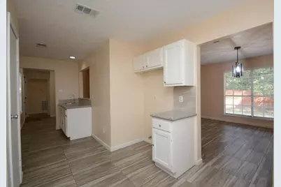 15 S Tallowberry Dr, Spring, TX 77381 - Photo 8