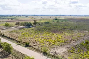 624 Berger Rd, Schulenburg, TX 78945 - Photo 4