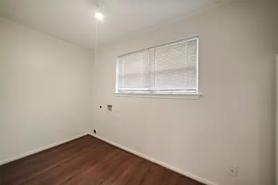 1807 Shadow Bend Drive, Houston, TX 77043 - Photo 22