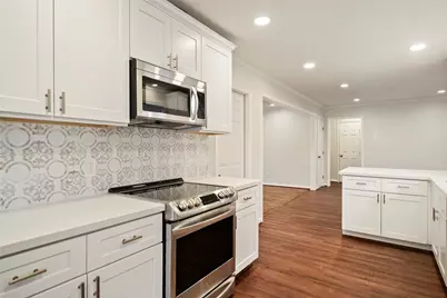 1807 Shadow Bend Drive, Houston, TX 77043 - Photo 8
