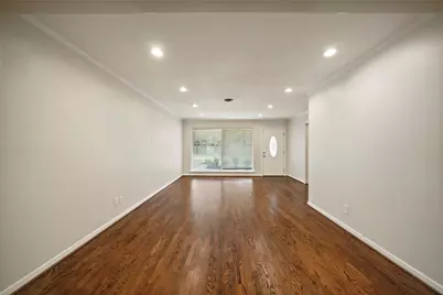 1807 Shadow Bend Drive, Houston, TX 77043 - Photo 4