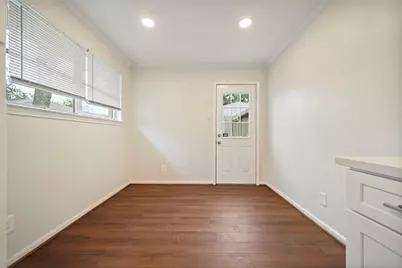 1807 Shadow Bend Drive, Houston, TX 77043 - Photo 14