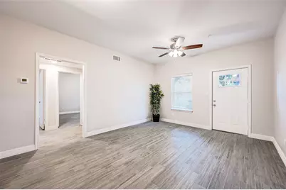 72 Burress Street #3, Houston, TX 77022 - Photo 10