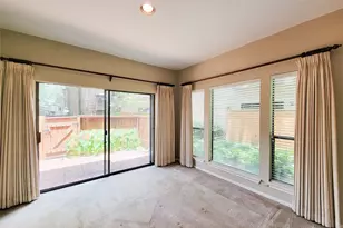 11711 Memorial Dr, Houston, TX 77024 - Photo 6