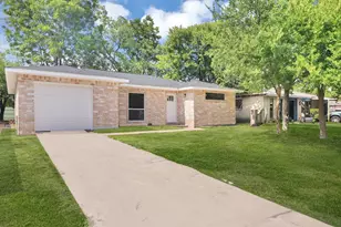 714 Ivy Hollow St, Channelview, TX 77530 - Photo 2