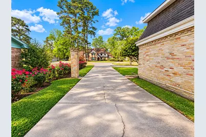 548 River Plantation Drive, Conroe, TX 77302 - Photo 4