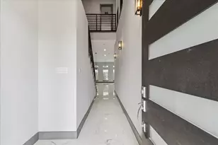 2323 Tuam St, Houston, TX 77004 - Photo 2