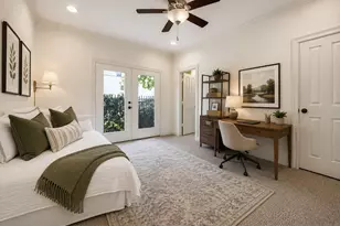 415 Tuam St, Houston, TX 77006 - Photo 2