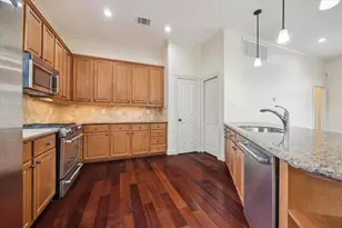 415 Tuam St, Houston, TX 77006 - Photo 12