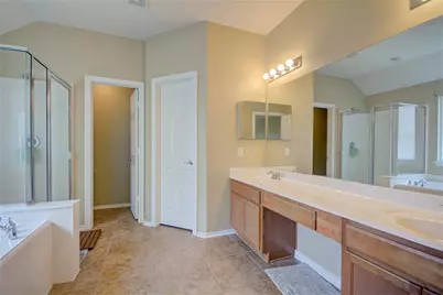 174 Spindle Tree Circle, The Woodlands, TX 77382 - Photo 20