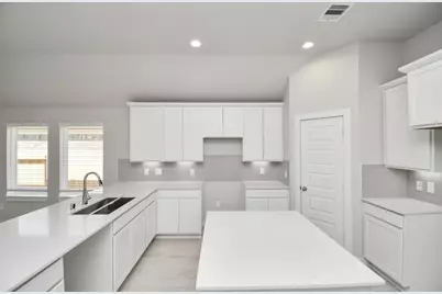 14719 Diamond Dove Lane, Houston, TX 77049 - Photo 8