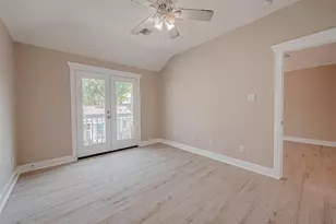 1110 E 24th St, Houston, TX 77009 - Photo 10