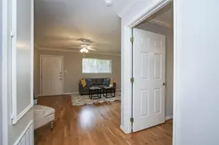 1307 Welch St, Houston, TX 77006 - Photo 12