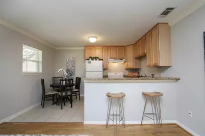 1307 Welch Street #6, Houston, TX 77006 - Photo 10