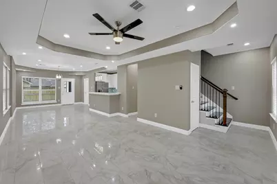 5914 Southridge Street #B, Houston, TX 77033 - Photo 4