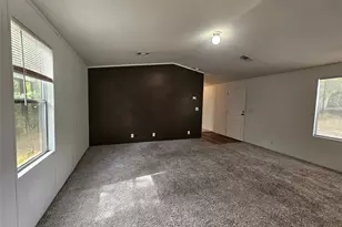 180 Carrier Ave, Shepherd, TX 77371 - Photo 4